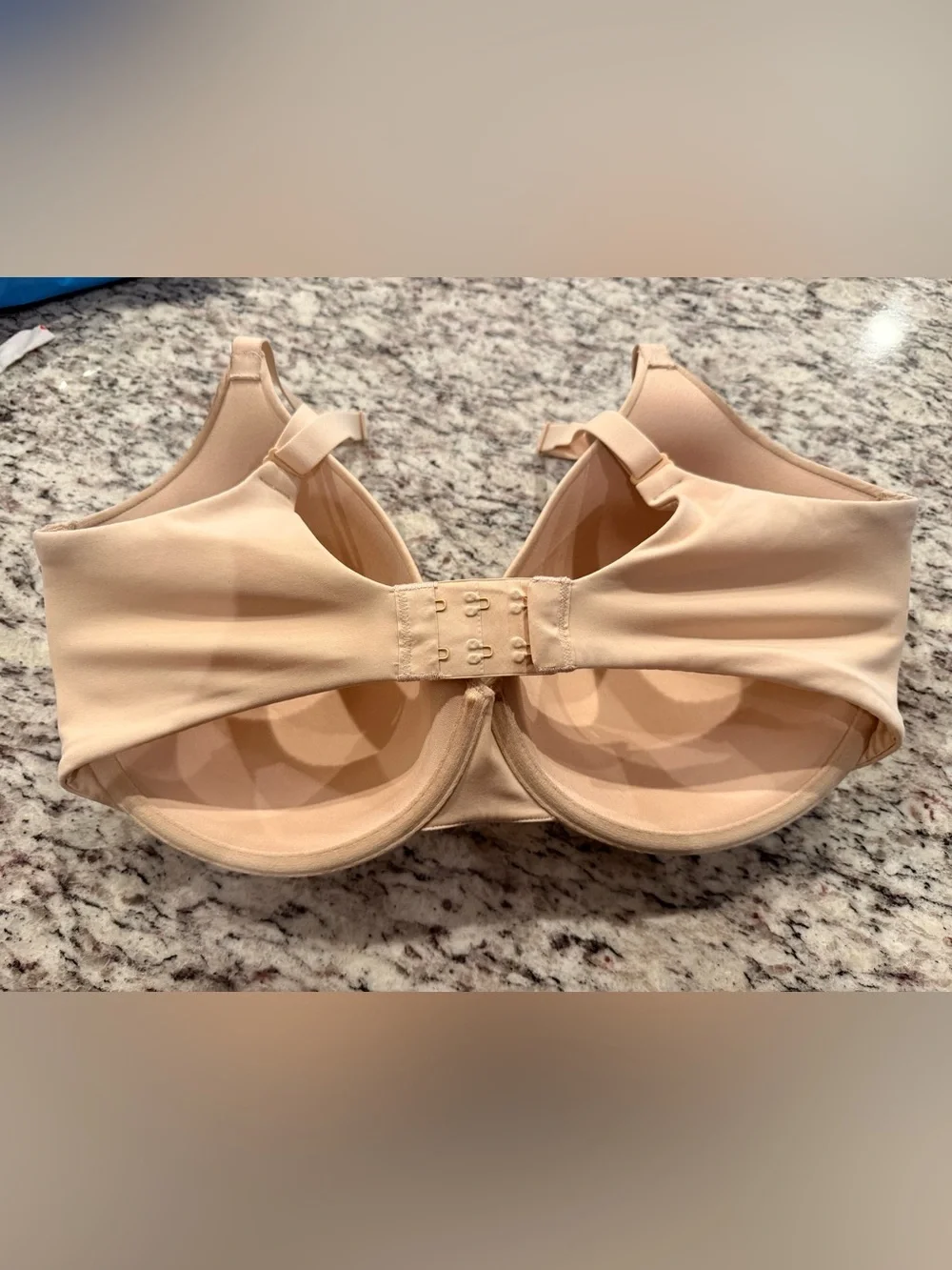 SKIMS Fits Everybody T-Shirt Bra NWOT - Picture 7 of 7